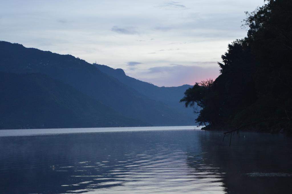 Eco Hotel Uxlabil Atitlan San Juan La Laguna Buitenkant foto