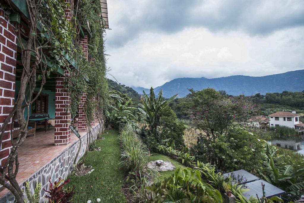 Eco Hotel Uxlabil Atitlan San Juan La Laguna Buitenkant foto